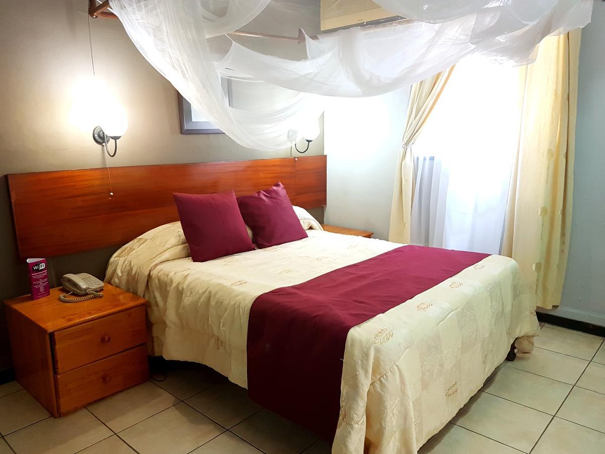 The Lusaka Hotel מראה חיצוני תמונה